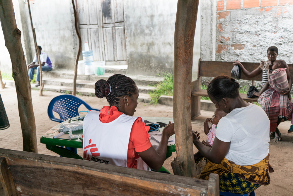 Mobile clinic in Inhamissua and Nhasassa