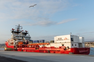 Ocean Viking – Restocking of supplies in the port of Marseille, France