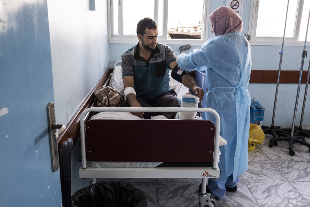Portraits of MSF health workers in Gaza healing the wounds of the Great March of Return