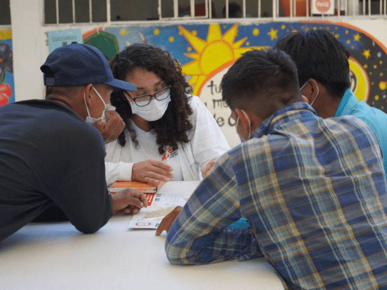 MSF distribuye agua a población de Sudán refugiada en Chad