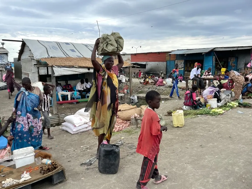 Brindamos atención a persenas desplazadas de Sudá,en Sudán del Sur