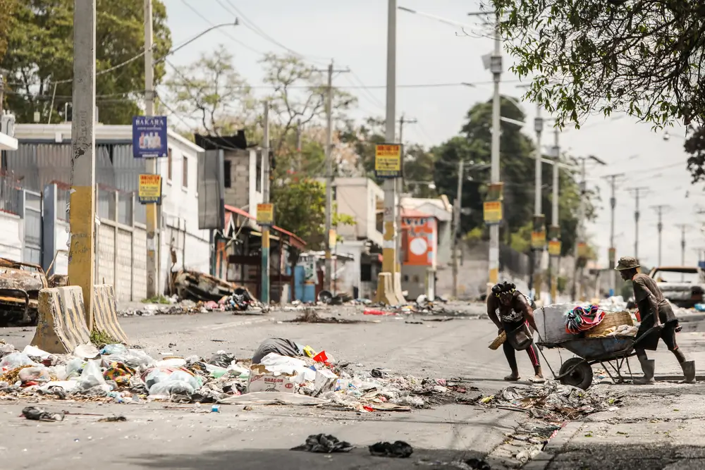 Vista del barrio Delmas 18 en Puerto Príncipe, Haití, tras enfrentamientos entre grupos armados y las fuerzas policiales.