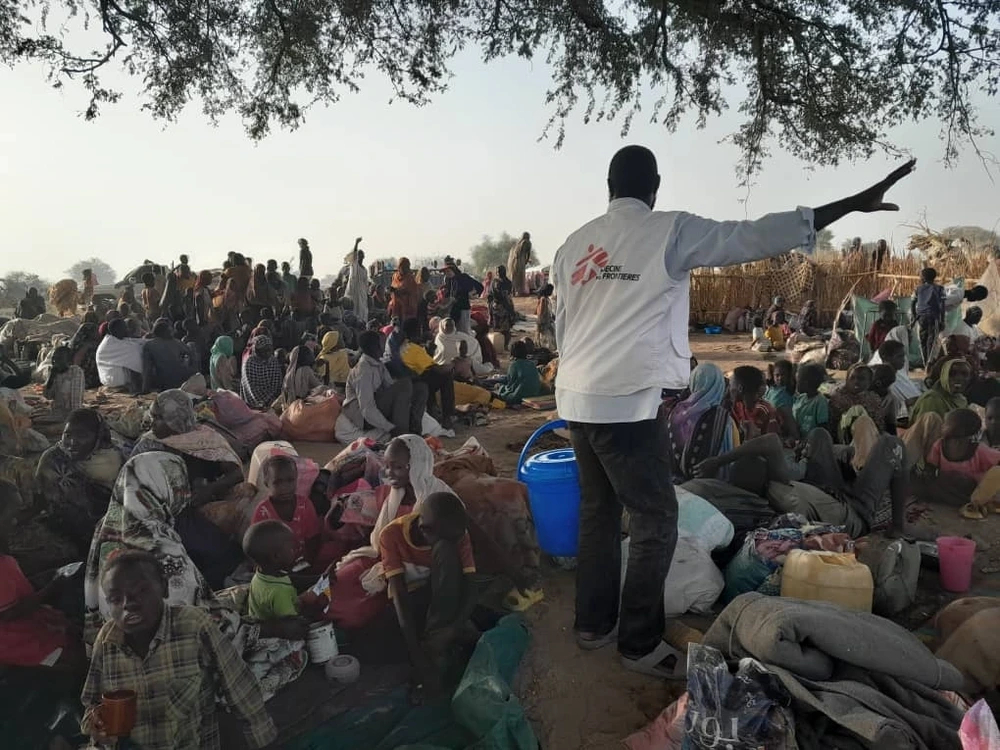 Nuevas familias desplazadas llegan a Tawila tras nuevos ataques en los campos de Zamzam , en Sudán. © Marion Ramnstein/MSF