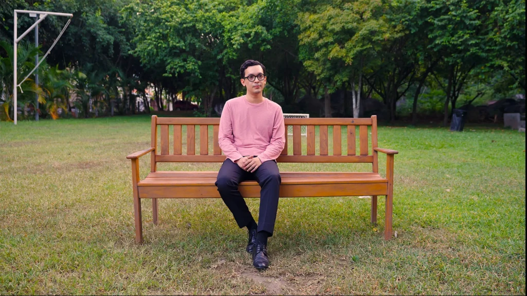 "Sentí que me estaba hundiendo... No sabía a dónde acudir, no sabía a quién acudir", dice Jefry, de 26 años. Por primera vez pudo acceder a atención de salud mental en la clínica de MSF.