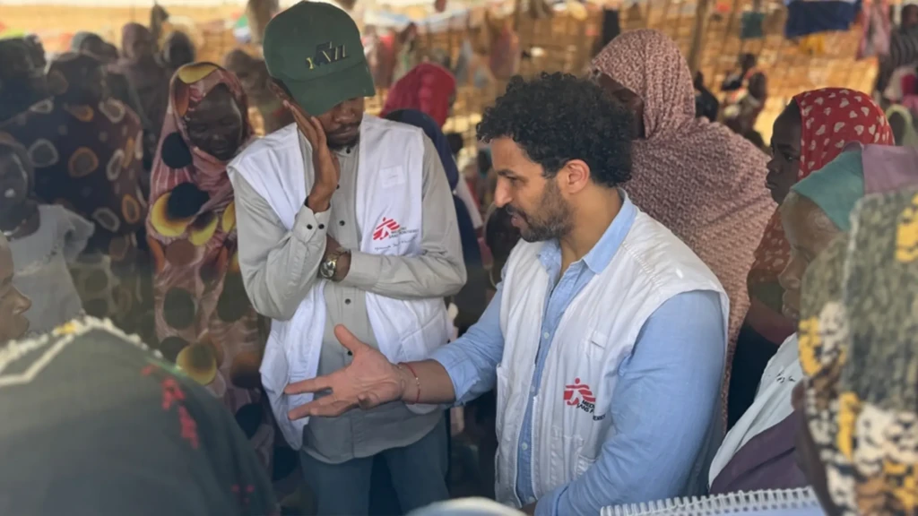 La visita del Dr. Javid Abdelmoneim, presidente internacional de MSF, tiene como objetivo comprender mejor las condiciones de vida y las necesidades médicas de las comunidades desplazadas.