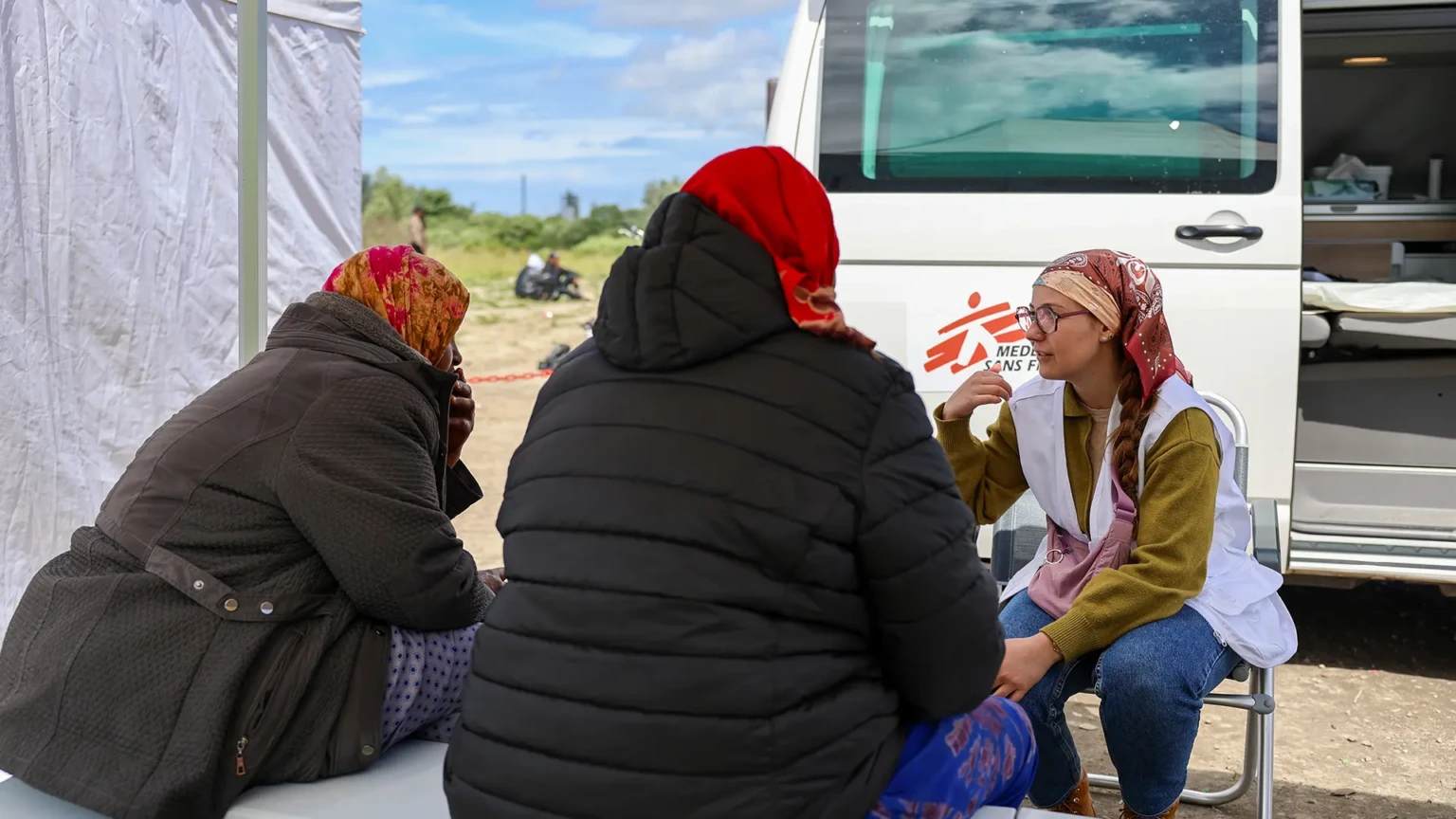 Proceso de registro para mujeres en la clínica móvil de MSF.