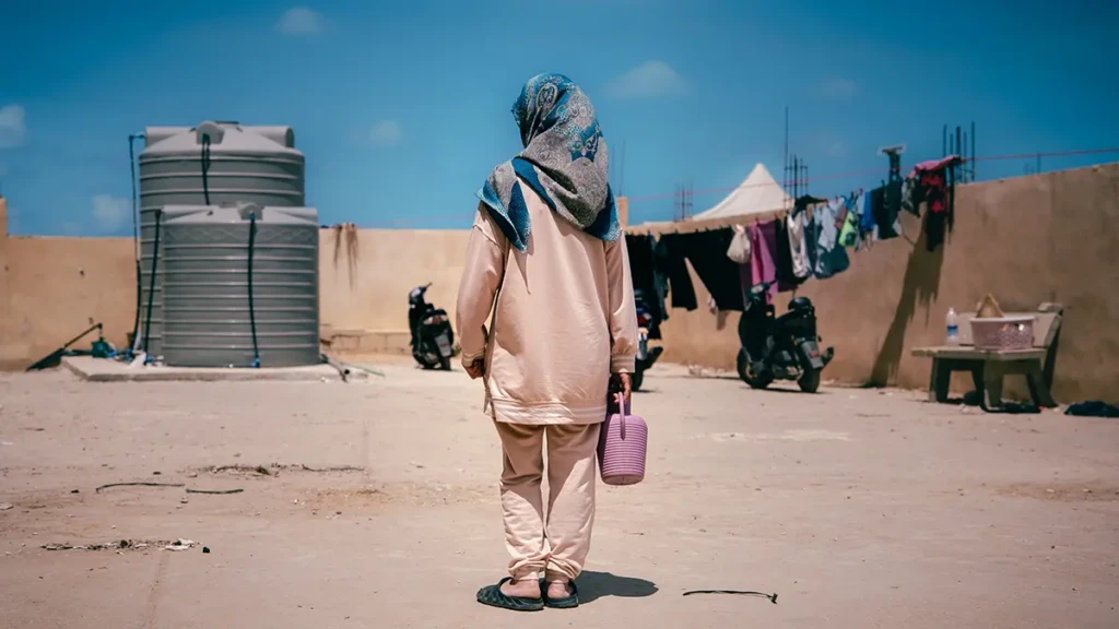 Warde* De Deir Al Zahrani, Nabatiyeh : "Cada flor tiene una historia y un nombre, y las cuido como a mis propios hijos". © Salam Kabboul/MSF