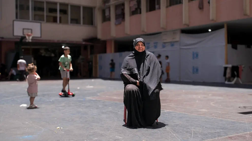 "Solo quiero llegar a casa y besar la puerta", Halime de Qaaqaaiyet El Jisr, Nabatiyeh.