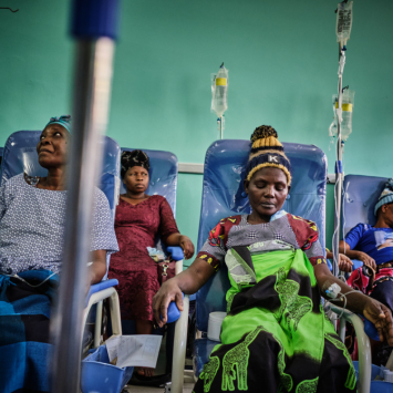 MSF trabaja para reducir la incidencia del cáncer cervicouterino en Malawi