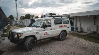 Ambulancia de MSF en el exterior del hospital de Tabarre. Haití, febrero de 2021.