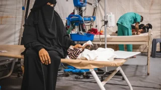 Repondemos ante el aumento de casos de diarrea acuosa, en Yemen.