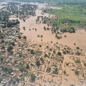 Vista aérea de las inundaciones masivas en Koukou, en el este de Chad.